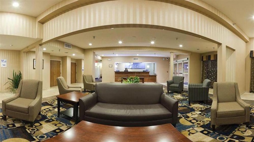 Comfort & Junction - Near Riley Hotel 2*