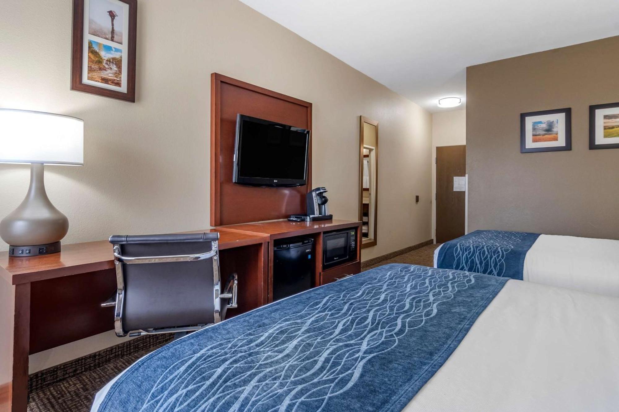 Hotel Comfort & Junction - Near Riley