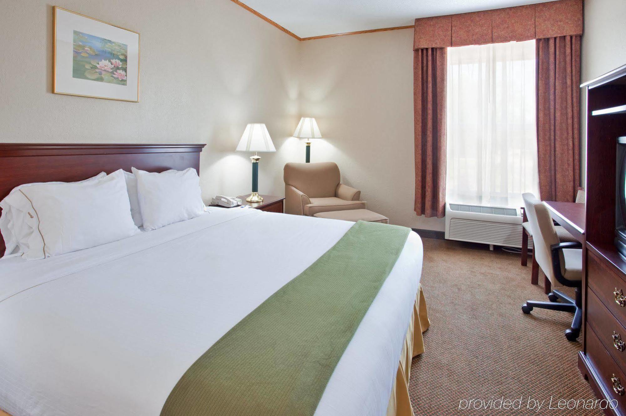 Hotel Comfort & Junction - Near Riley 2*